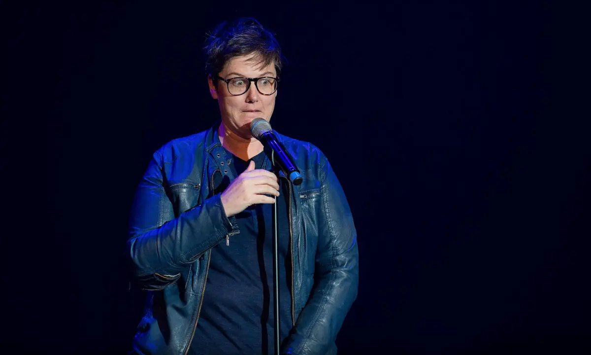 Hannah Gadsby discusses provocative Picasso present at The Brooklyn Museum, wading right into a row a couple of sure household…. Hannah Gadsby discusses provocative Picasso present at The Brooklyn Museum, wading right into a row a couple of sure household….