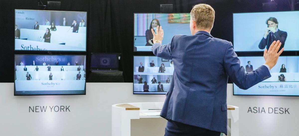 Auctioneer Oliver Barker takes last night Sotheby's sale © Sotheby's