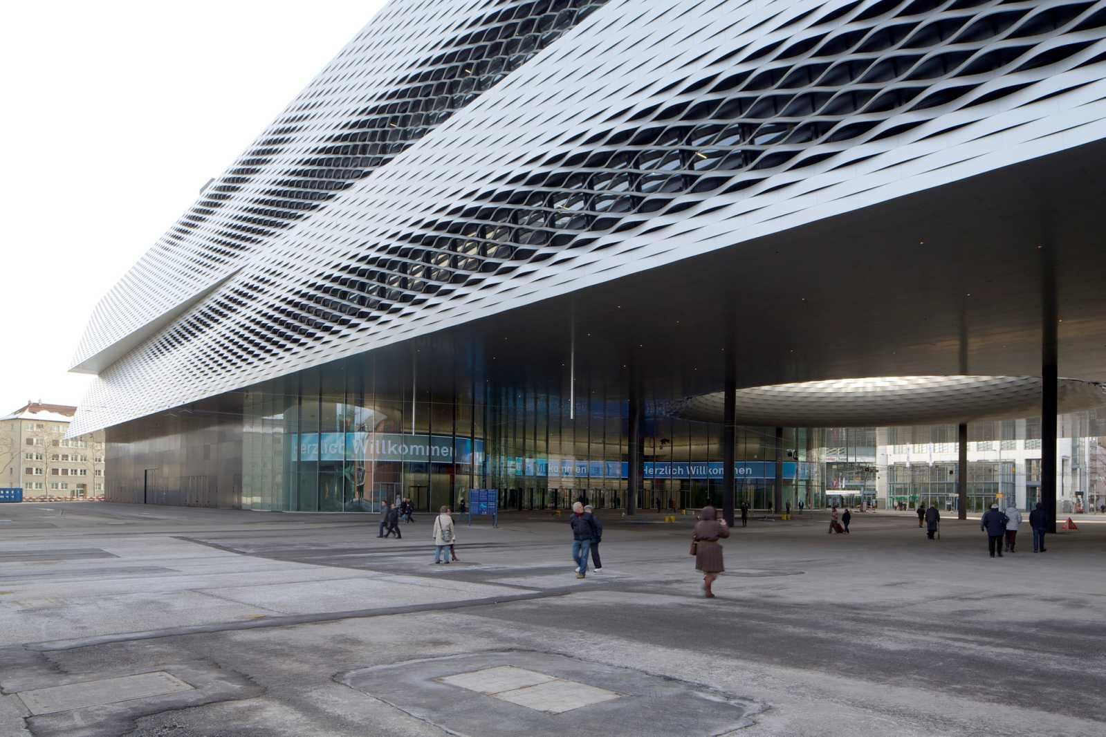 New Hall by Herzog & de Meuron 