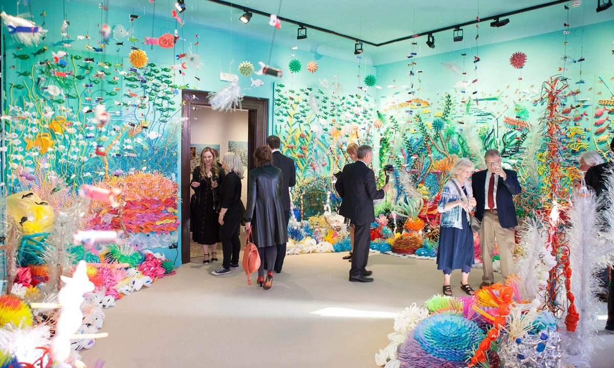 ‘Pay-to-play’ galleries—which cost artists hundreds to exhibit—are on the rise ‘Pay-to-play’ galleries—which cost artists hundreds to exhibit—are on the rise