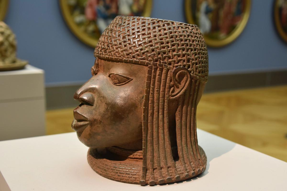 A pilot project called the MuseumsLab launched earlier this month with around 20 German participants and 28 from ten African nations A bronze head of an oba, Benin, around 16th century at Bode Museum, Berlin; photo: Richard Mortel