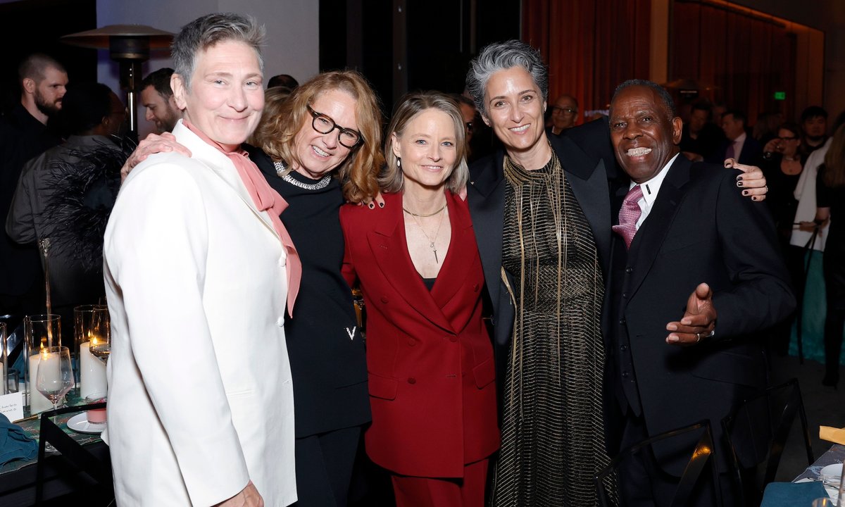 Hammer Museum gala draws artists, celebrities and a faculty protest Hammer Museum gala draws artists, celebrities and a faculty protest