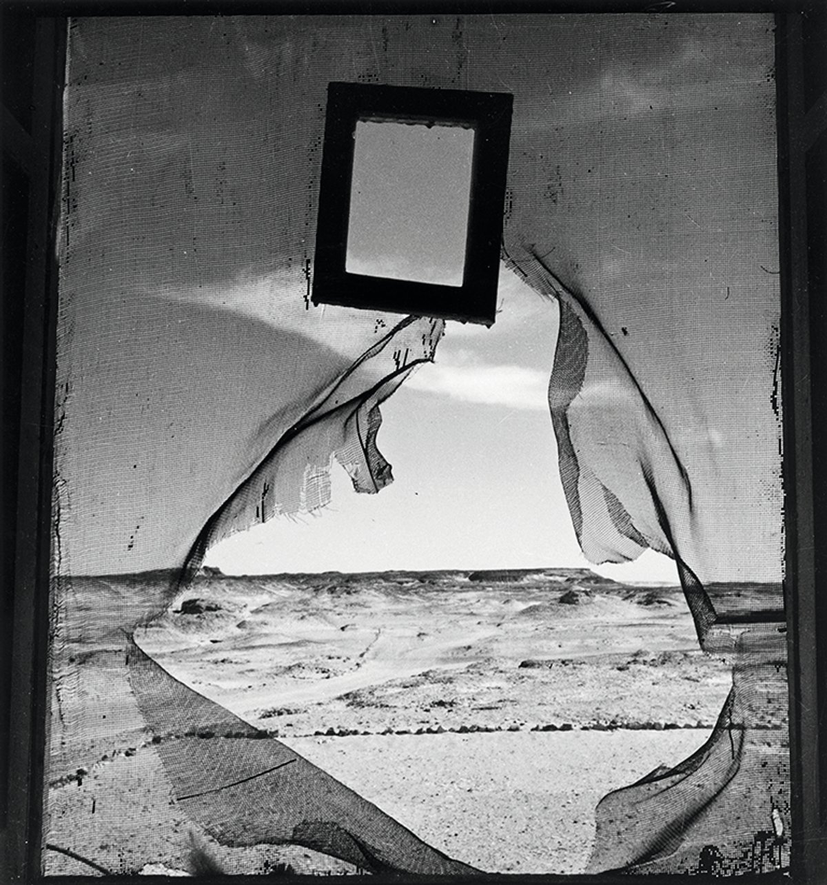 Portrait of Space, Al Bulyaweb, near Siwa, Egypt (1937); Lee Miller lived in Cairo from 1934 to 1939 © Lee Miller Archives