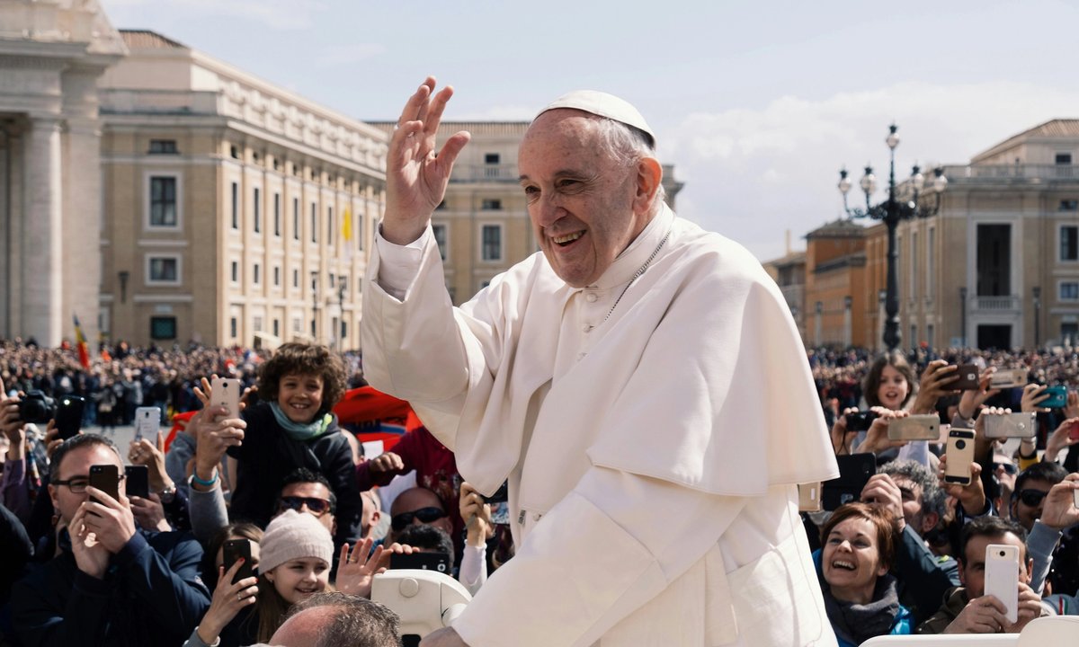 Pope Francis and art, J.M.W. Turner's 250th birthday, John Singer Sargent's 'Madame X'-podcast