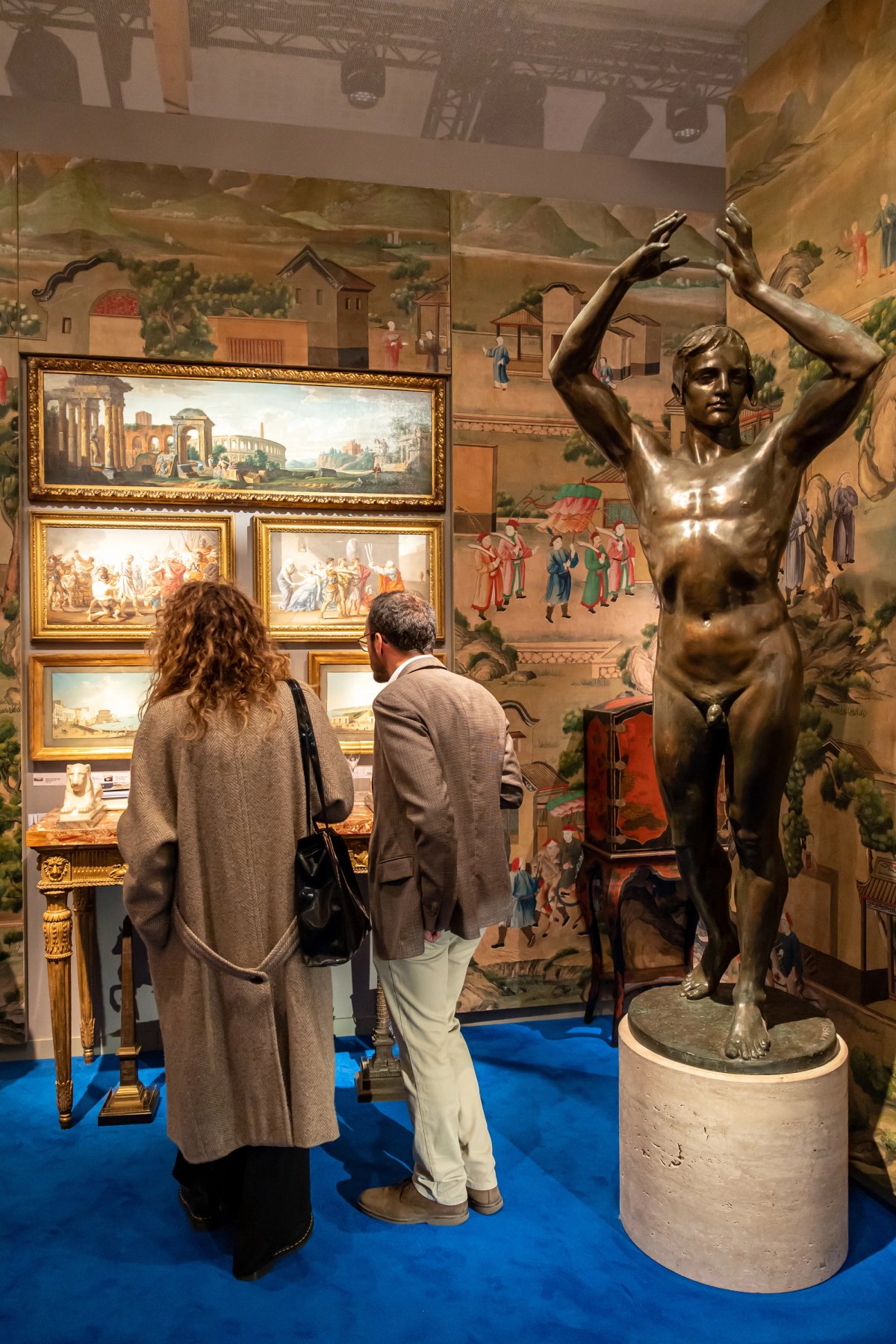 Visitors at the inaugural edition of Fine Arts Paris & La Biennale
Courtesy of Fine Arts Paris & La Biennale. Photo © Tanguy de Montesson