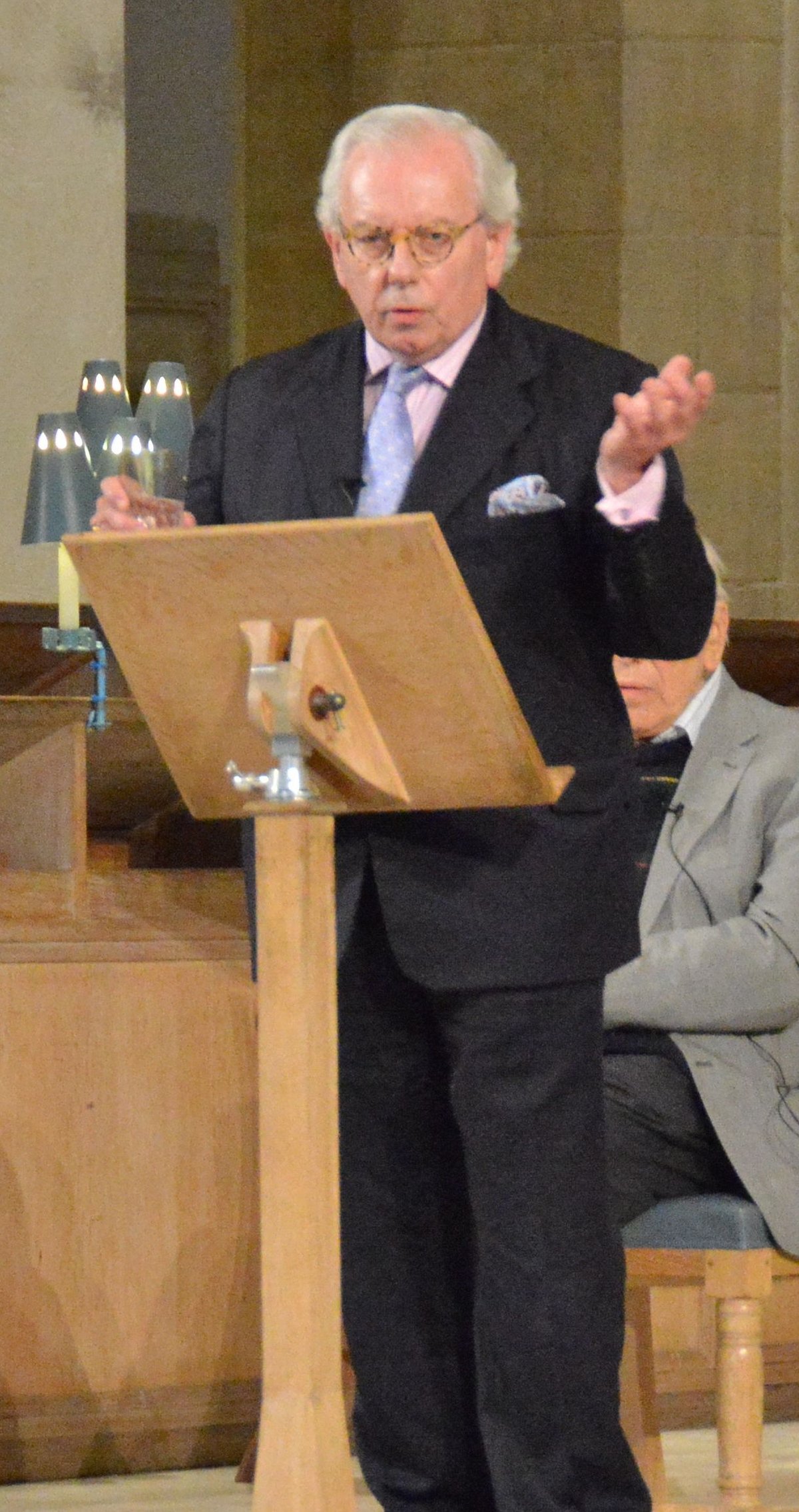 David Starkey has stepped down as trustee of the Mary Rose Museum