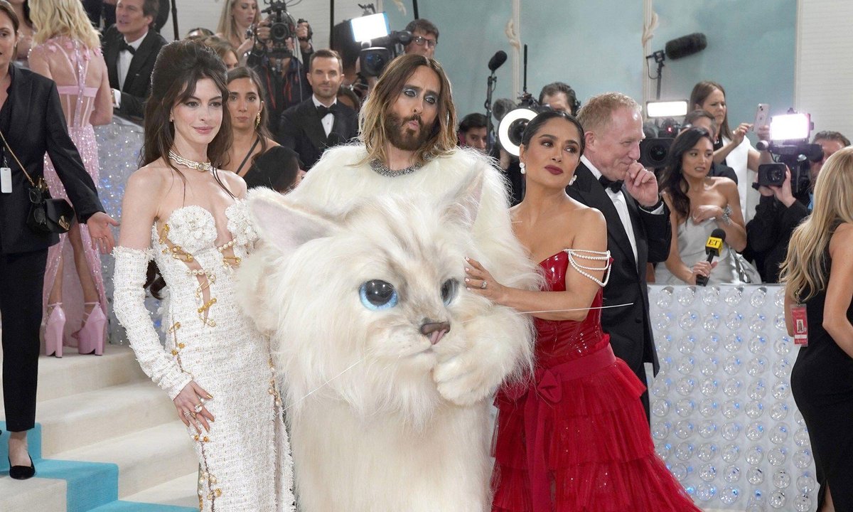 Contained in the Karl Lagerfeld-themed Met Gala Contained in the Karl Lagerfeld-themed Met Gala