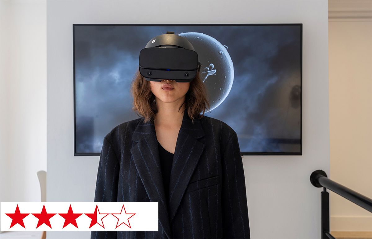 Visitors to Enter Through The  Headset use HTC Vive and Oculus headsets