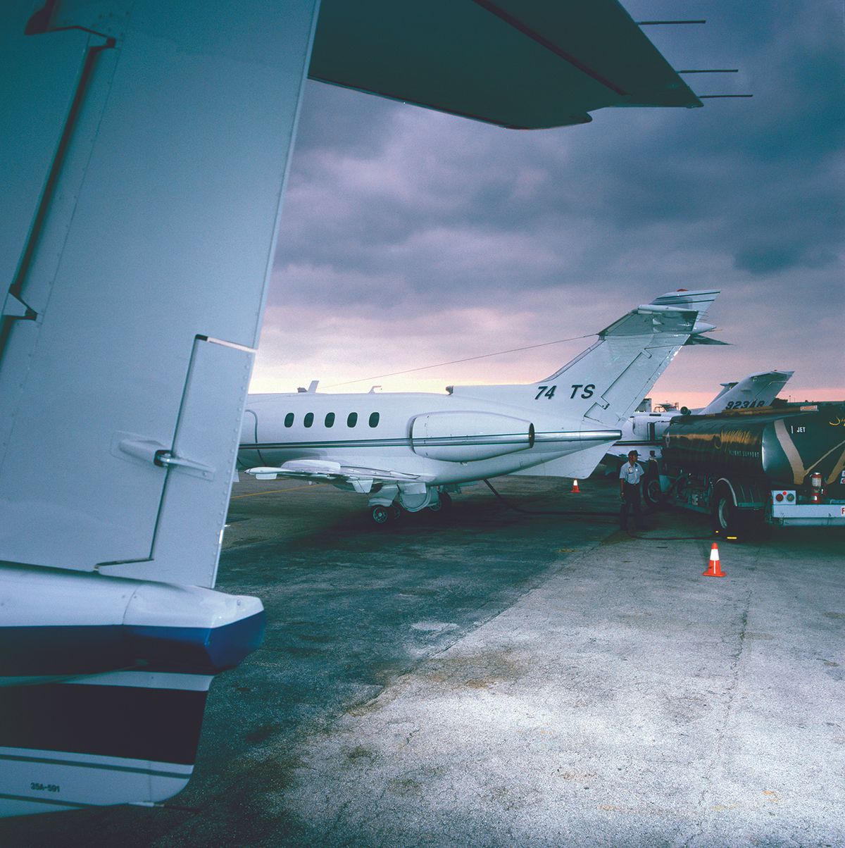 Private jets lined up in Miami. According to New York critic Jerry Saltz, the art world is ‘probably one of the greatest carbon burning industries of its size anywhere on earth’
Photo: Avalon/Construction Photography/Alamy Stock Photo