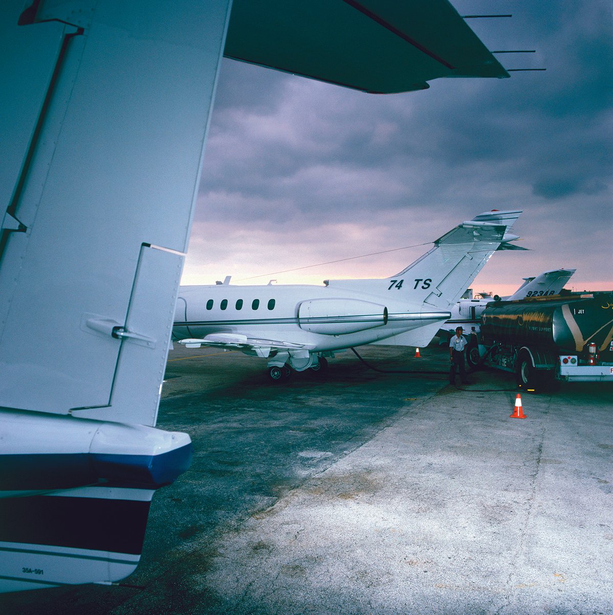 Private jets lined up in Miami. According to New York critic Jerry Saltz, the art world is ‘probably one of the greatest carbon burning industries of its size anywhere on earth’
Photo: Avalon/Construction Photography/Alamy Stock Photo