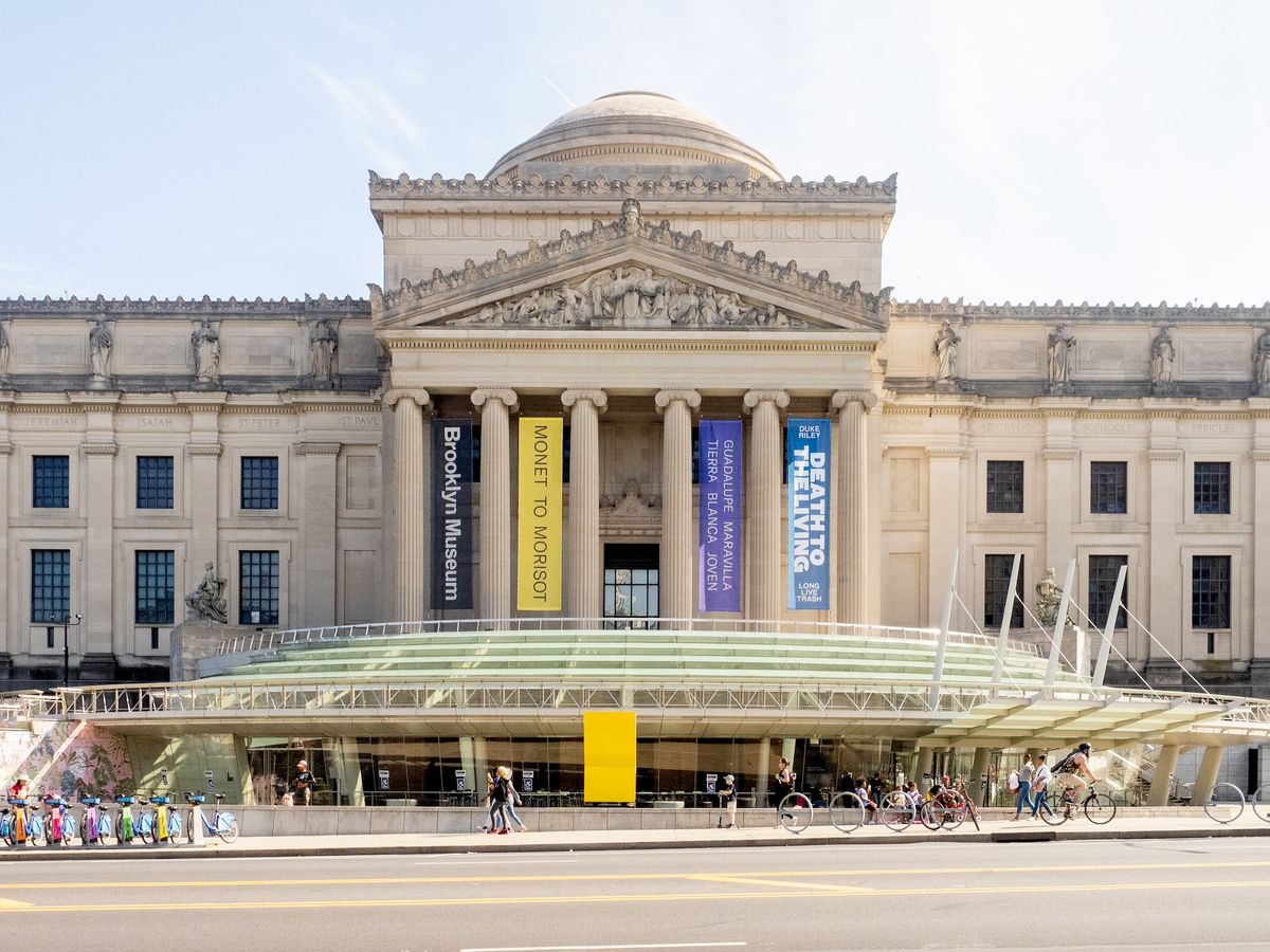 The Brooklyn Museum's main entrance Photo by ajay_suresh, via Flickr