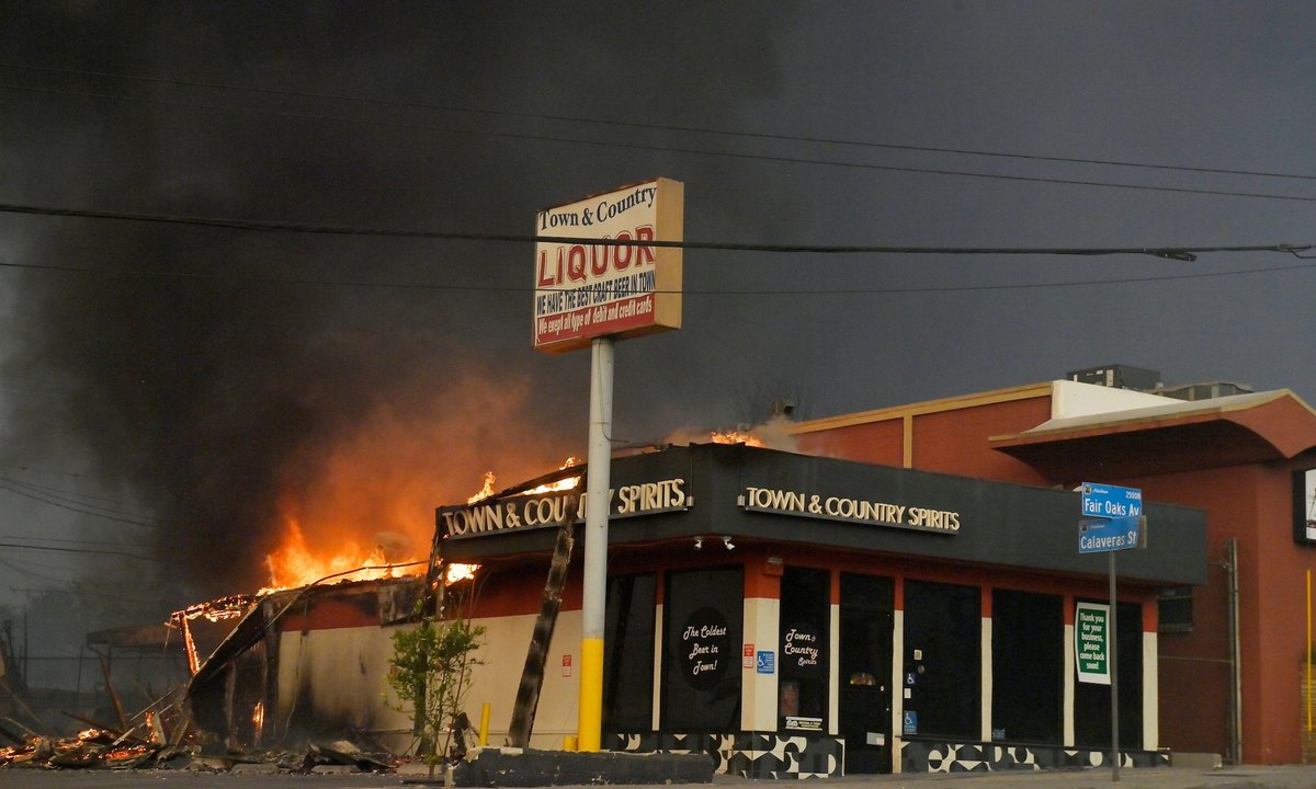 Deadly wildfires destroy Los Angeles art spaces as museums and galleries close Deadly wildfires destroy Los Angeles art spaces as museums and galleries close