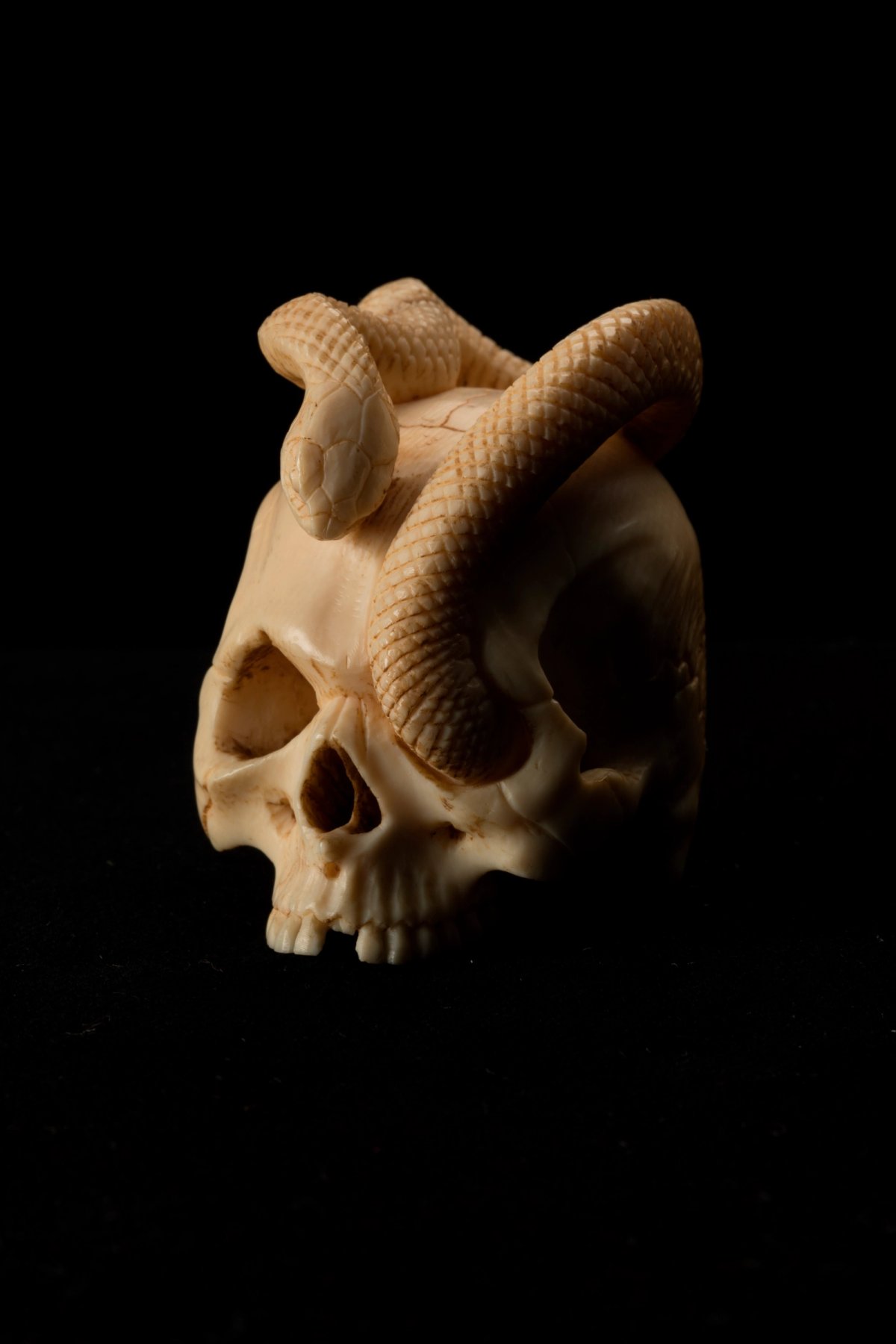 A 19th-century ivory okimono Courtesy of the Musée des arts décoratifs © Felipe Ribon