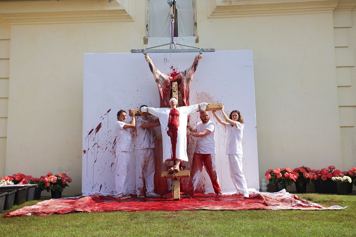 Hermann Nitsch, The Theatre of Orgies and Mysteries (2023) © Feyerl