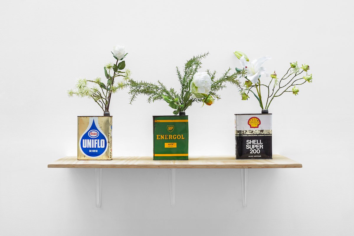 Minerva Cuevas, Energol - Motor Oil Vases (2019) Courtesy Kurimanzutto