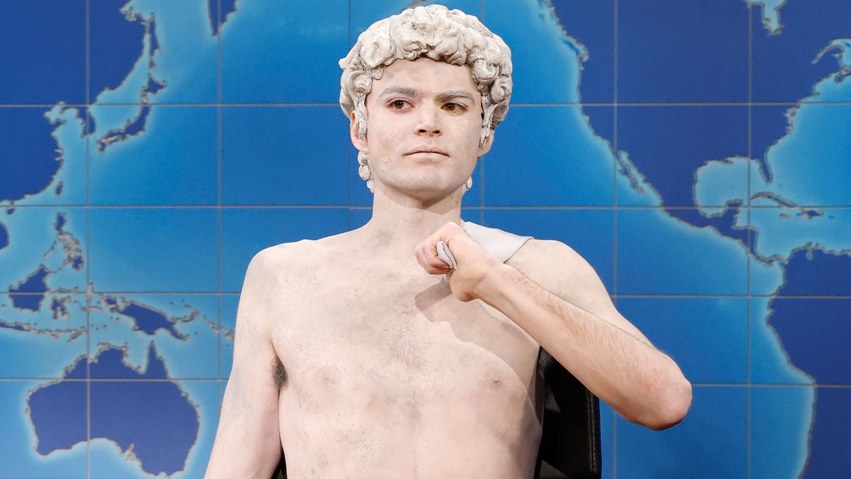 Michelangelo's David says he's art—not porn—on Saturday Night Live

courtesy Saturday Night Live