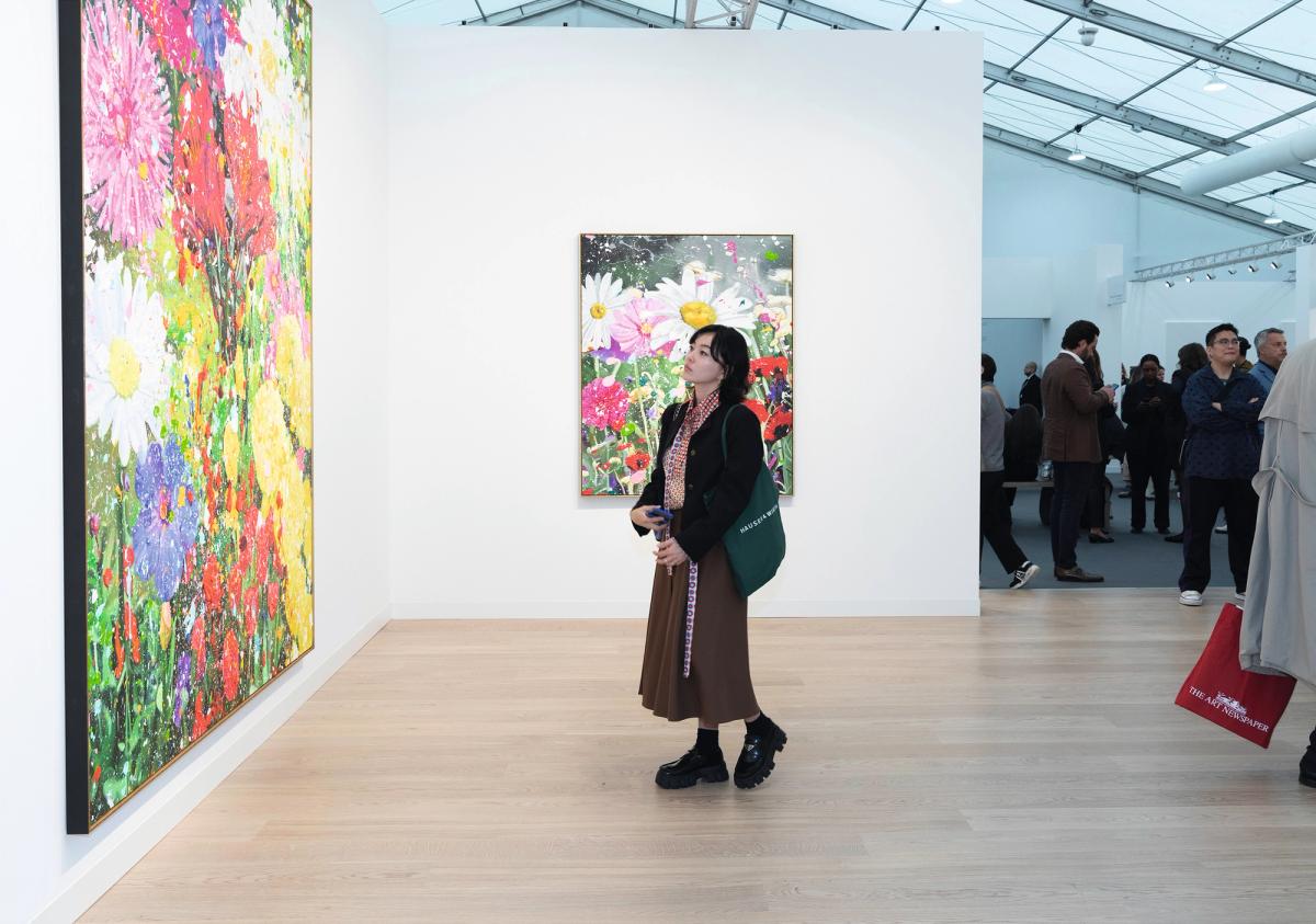 Gagosian dedicated its stand this year to works by Damien Hirst, in contrast to last year, when it spotlighted the young Jadé Fadojutimi

Photo: David Owens