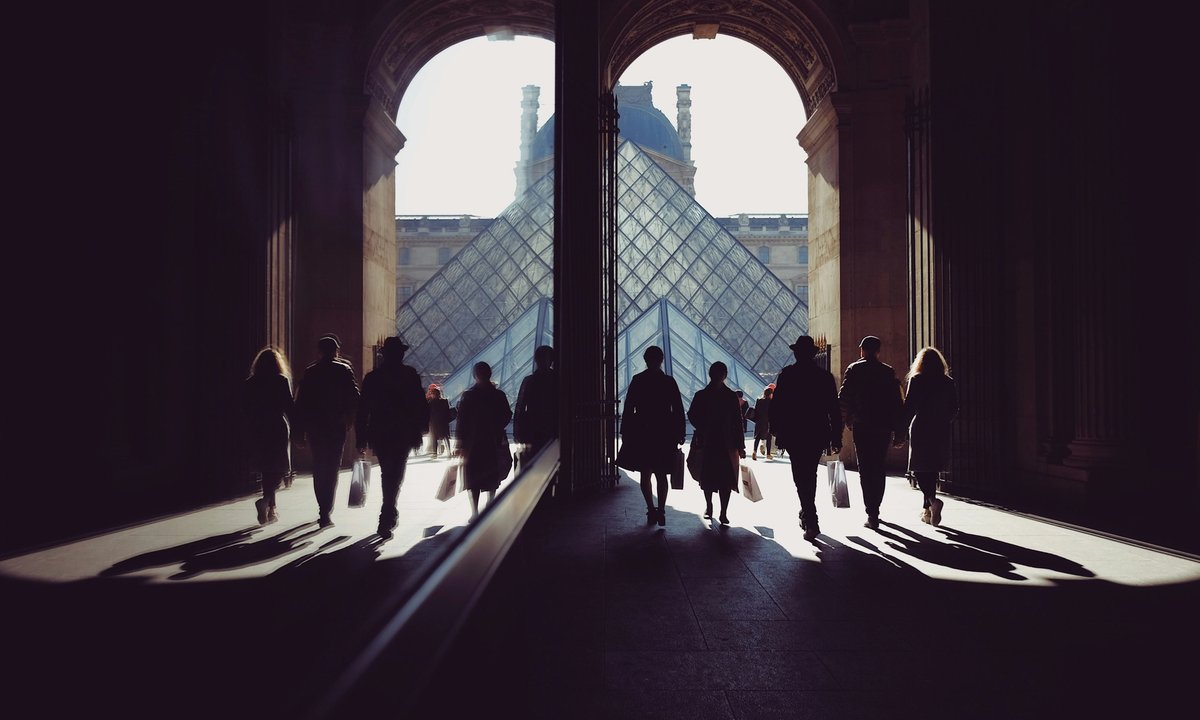 Louvre staff vote to strike, citing failures of management and building maintenance