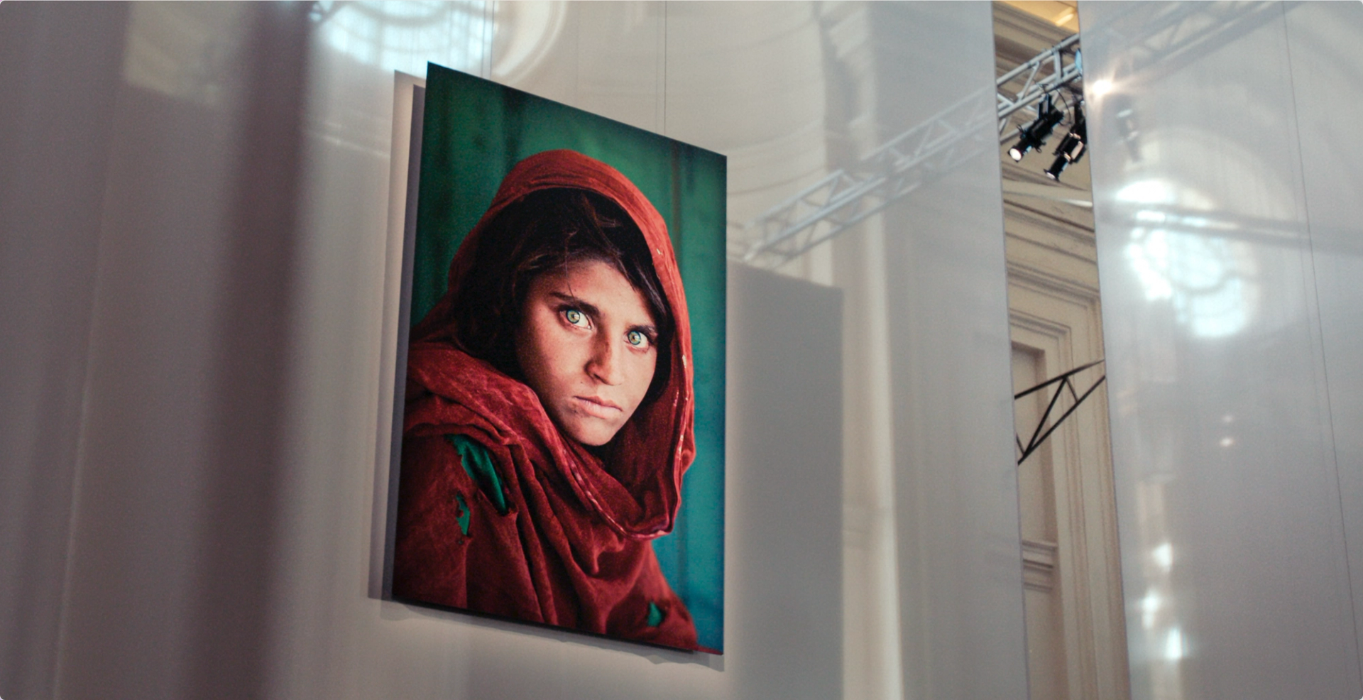 Steve McCurry - Artworks for Sale & More