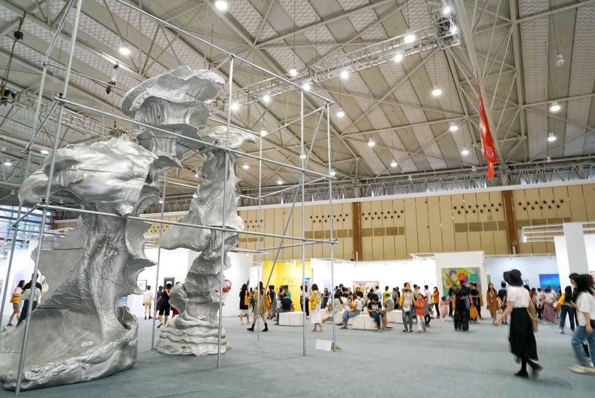 The snappily named Chengdu Century City New International Exhibition and Convention Center provided the new venue for the second Art Chengdu Courtesy of Art Chengdu