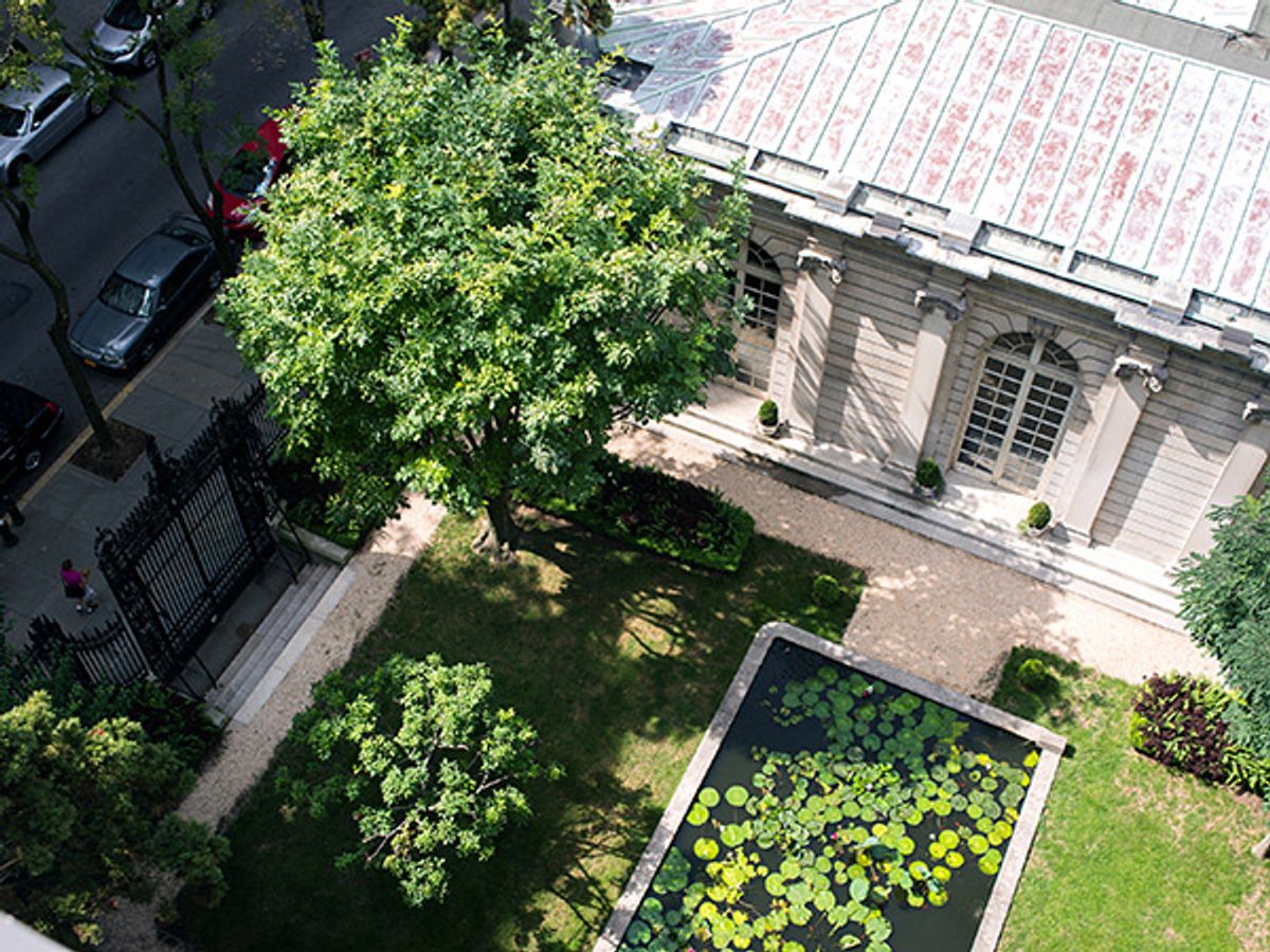 A view of the Frick's 70th Street Garden Navid Baraty, 2014, courtesy of The Cultural Landscape Foundation