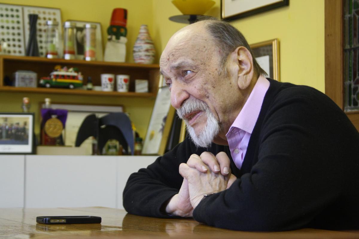 Designer Milton Glaser in his office in New York in 2014 Photo: Christina Horsten/picture-alliance/dpa/AP Images