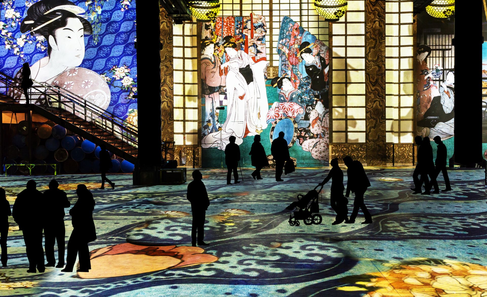 STAINED GLASS, IMMERSIVE, The Museum Experience, Projector