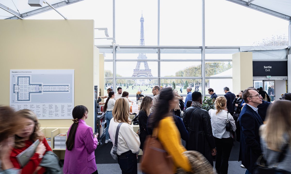 sophomore edition of Art Basel’s Paris+ fair opens to packed aisles and punchy sales sophomore edition of Art Basel’s Paris+ fair opens to packed aisles and punchy sales
