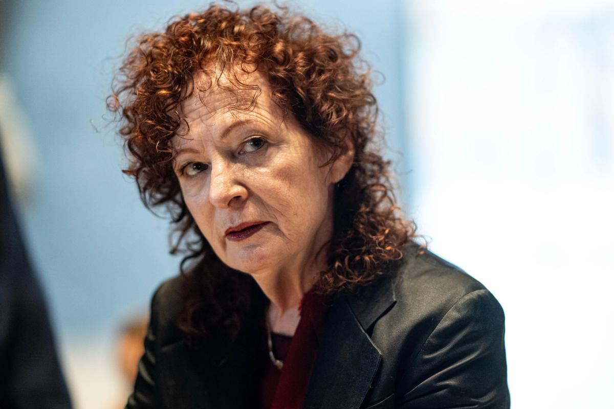 The photographer Nan Goldin at the opening for her exhibition Nan Goldin. This Will Not End Well at the Neue Nationalgalerie © Fabian Sommer/dpa/Alamy