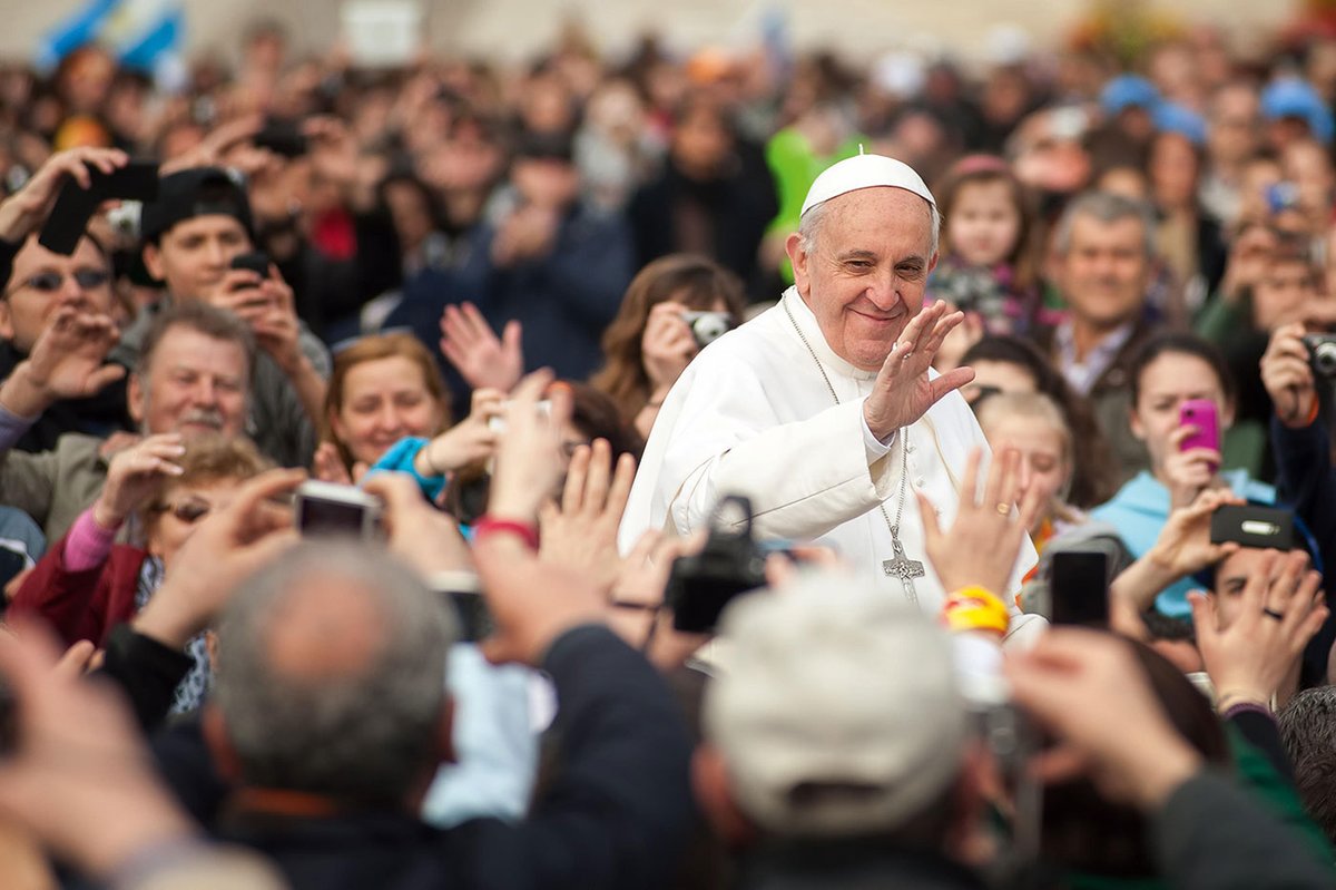 Pope Francis greets the crowds in St Peter's Square, 2013 Boris Stroujko / Alamy Stock Photo