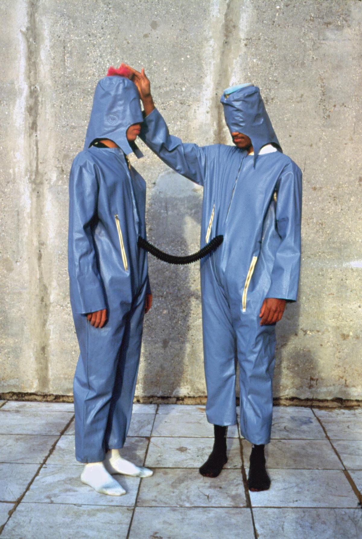 Lygia Clark’s Eu e o Tu (The I and the You) (1967), which lends the exhibition its title
Photo: Vicente de Mello Sem data. Courtesy Associacão Cultural O Mundo de Lygia Clark