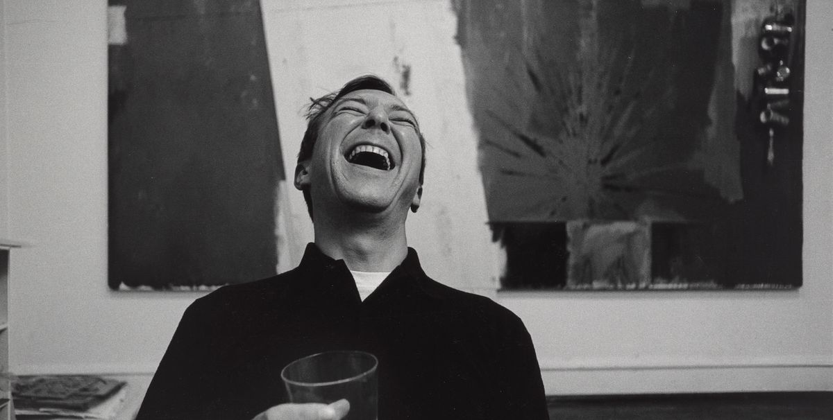 Jasper Johns (1964) Photo Ugo Mulas © Ugo Mulas Heirs. All rights reserved, Image Courtesy Matthew Marks Gallery.