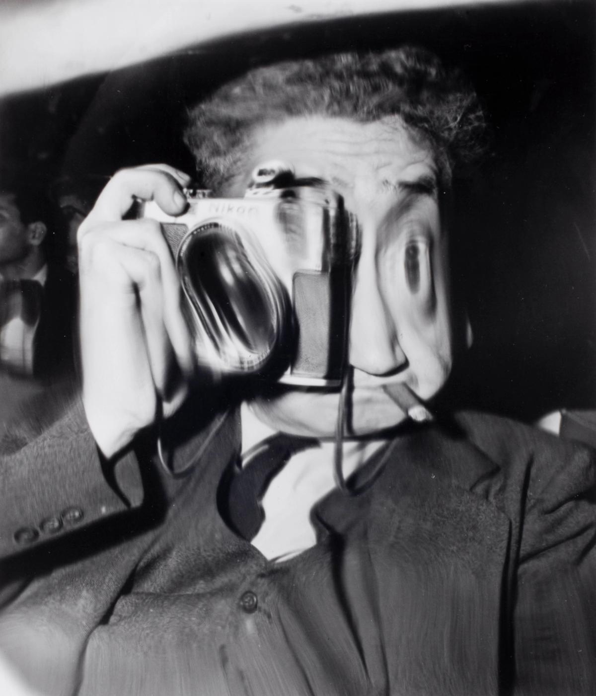 A Weegee self-portrait (around 1958) Photo: © International Center of Photography/Getty Images