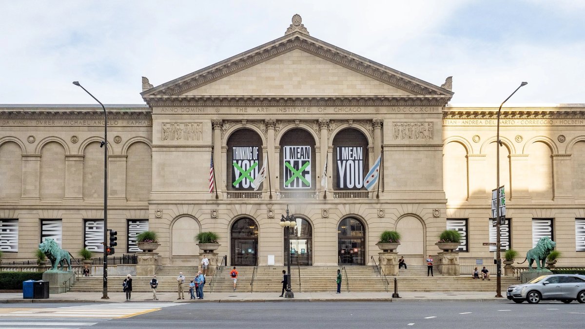The Art Institute of Chicago's main entrance as seen from Michigan Avenue Ajay Suresh, via Wikimedia Commons
