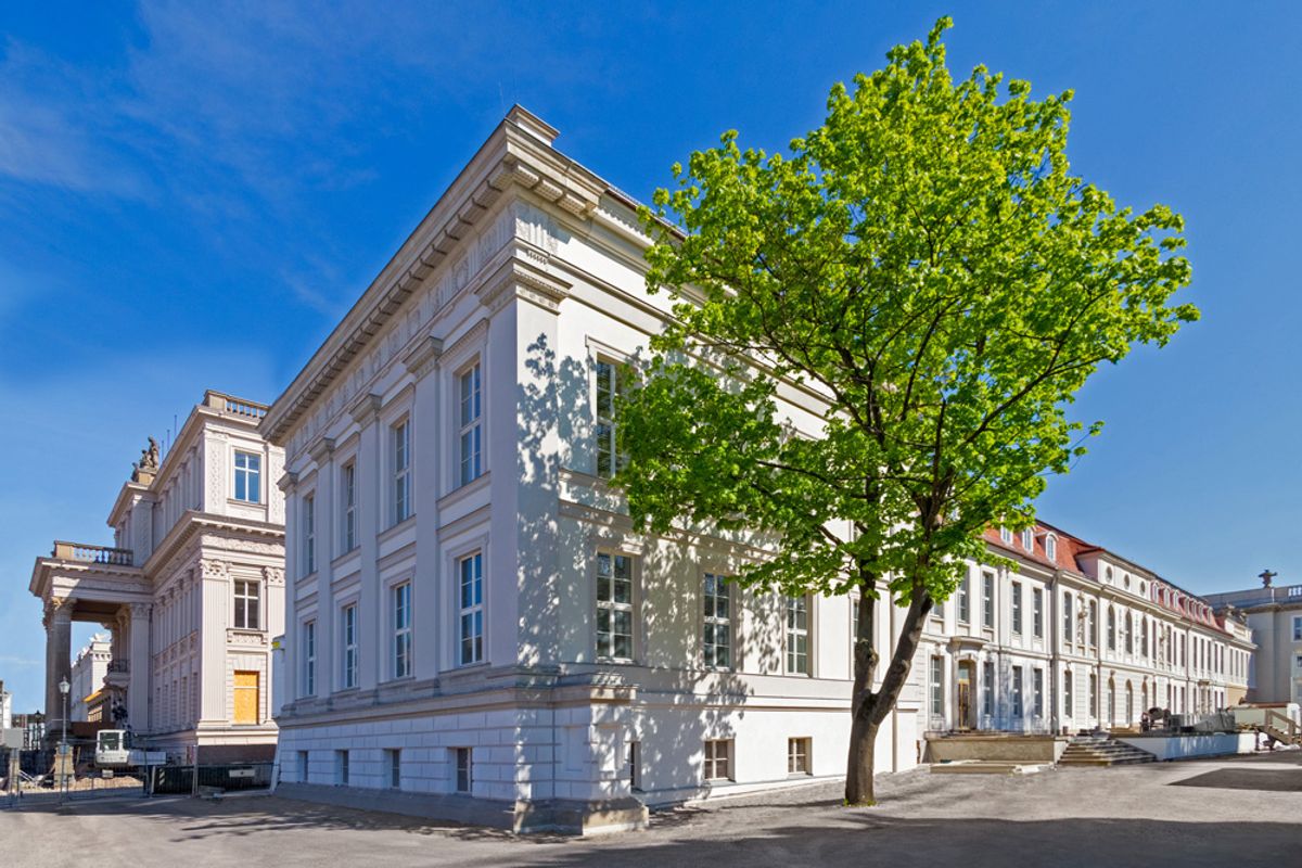 The Palais Populaire is located in the historic Prinzessinnenpalais on Unter den Linden Deutsche Bank