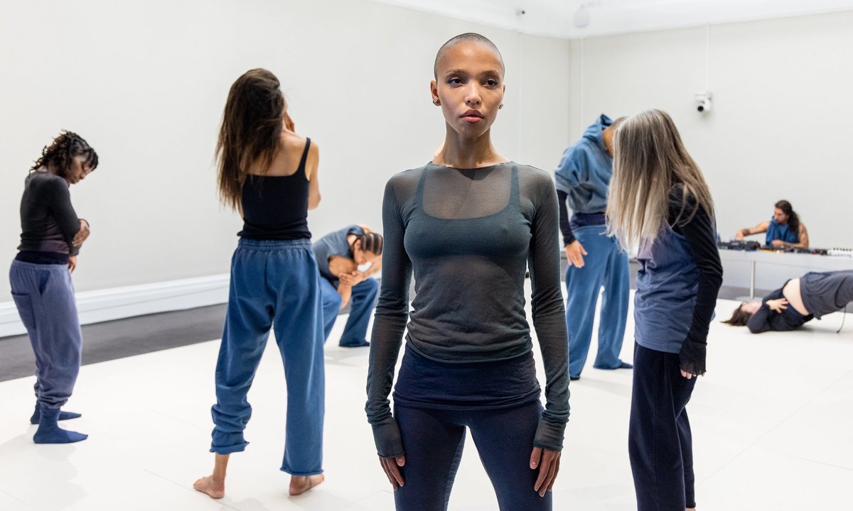 FKA twigs takes over Sotheby’s FKA twigs takes over Sotheby’s