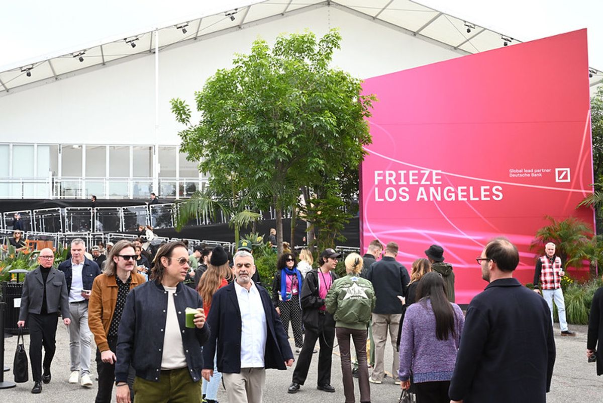 Visitors at the latest edition of Frieze Los Angeles
Photo: Casey Kelbaugh. Courtesy Casey Kelbaugh and Frieze