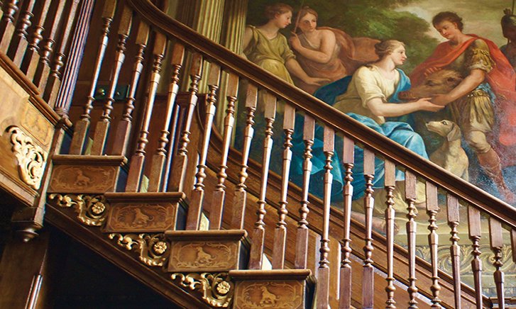 Saved by a pub entrepreneur, Sherborne House reopens as an arts centre - Vimarsana News
