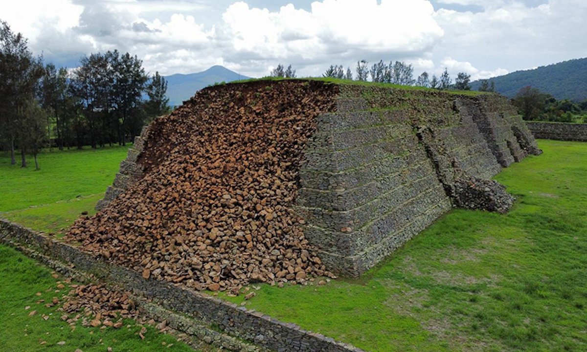 Heavy rains cause partial collapse of ancient pyramid in Mexico Heavy rains cause partial collapse of ancient pyramid in Mexico