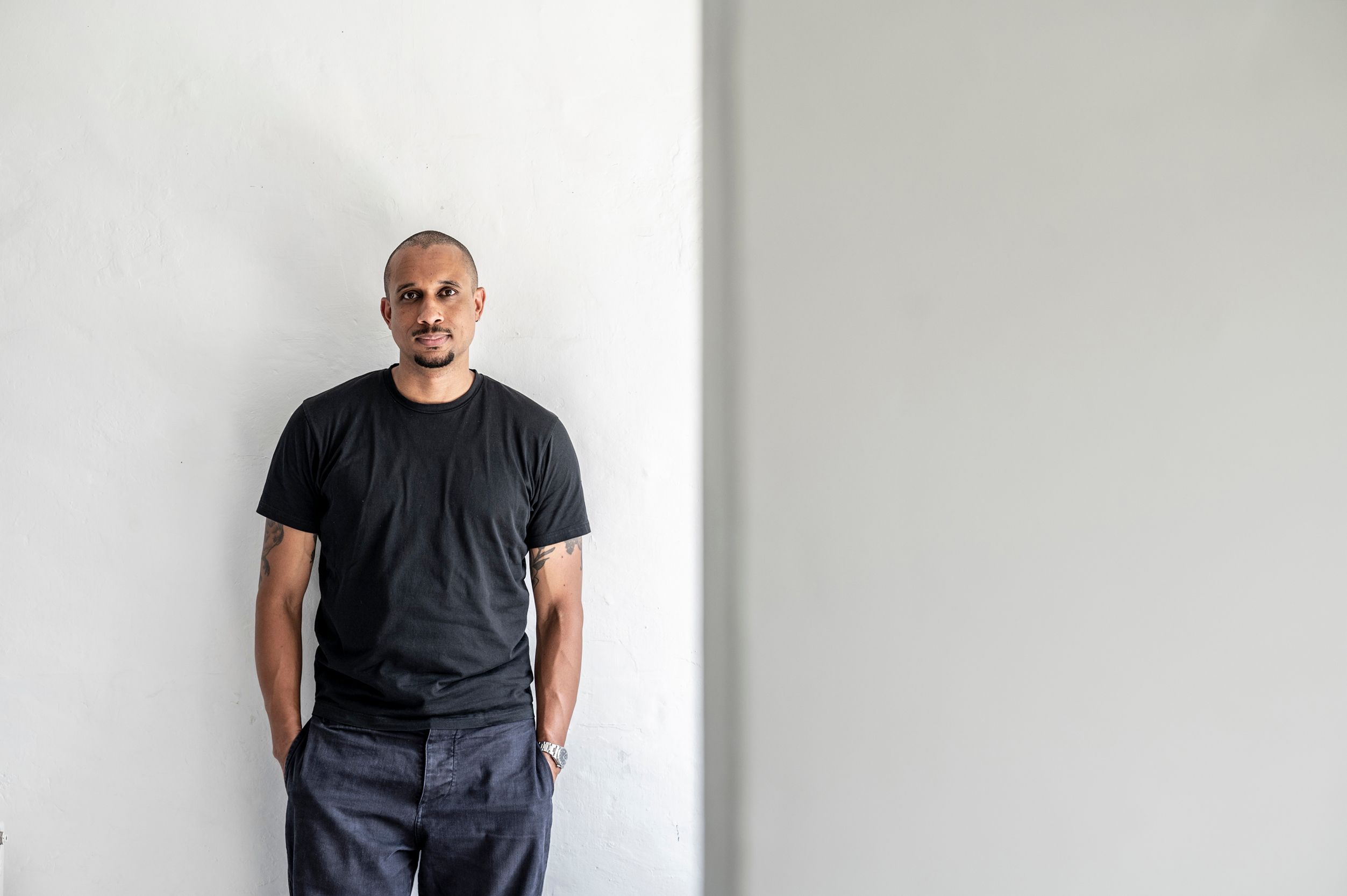 Thomas J Price, Hauser & Wirth Somerset, 2021 ©ThomasJPriceCourtesythe artistand Hauser & Wirth. Photo: Sim Canetty-Clarke