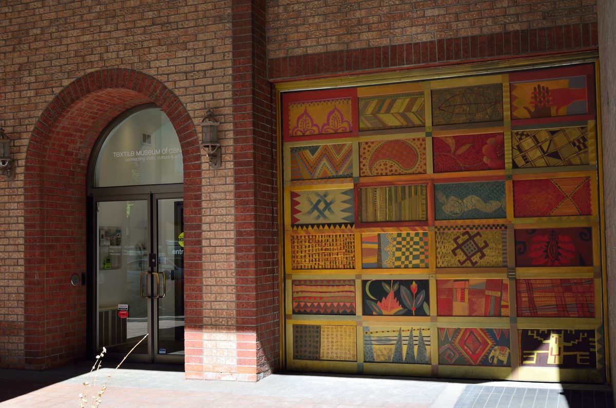 The main entrance to the Textile Museum of Canada in Toronto Photo by Raysonho @ Open Grid Scheduler / Grid Engine, via Wikimedia Commons