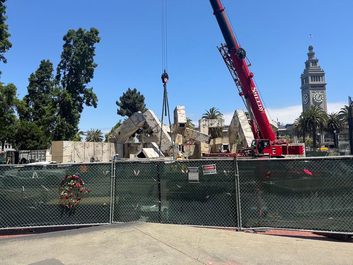 Armand Vaillancourt's 1971 fountain being dismantled on 6 May Photo: Taylor C. Noakes