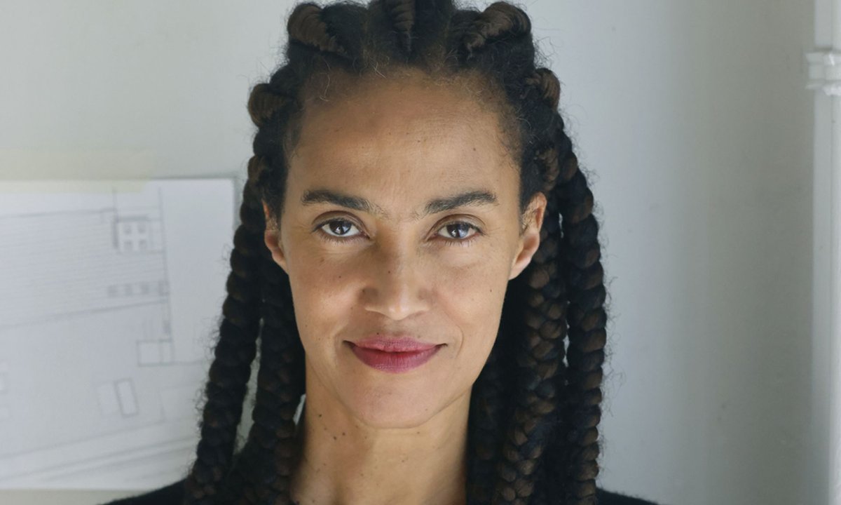 O processo de Portugal para a seleção final de Veneza foi acusado de violações contra o artista principal O processo de Portugal para a seleção final de Veneza foi acusado de violações contra o artista principal