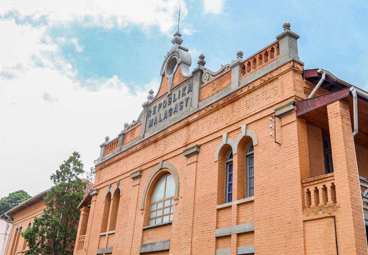 An exterior of Fondation H in Antananarivo, Madagascar © Fondation H