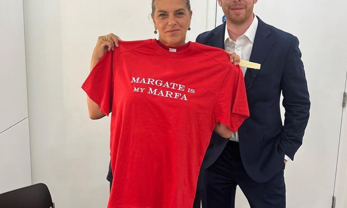Nicholas Cullinan’s birthday gift for trustee Tracey Emin revealed Nicholas Cullinan’s birthday gift for trustee Tracey Emin revealed