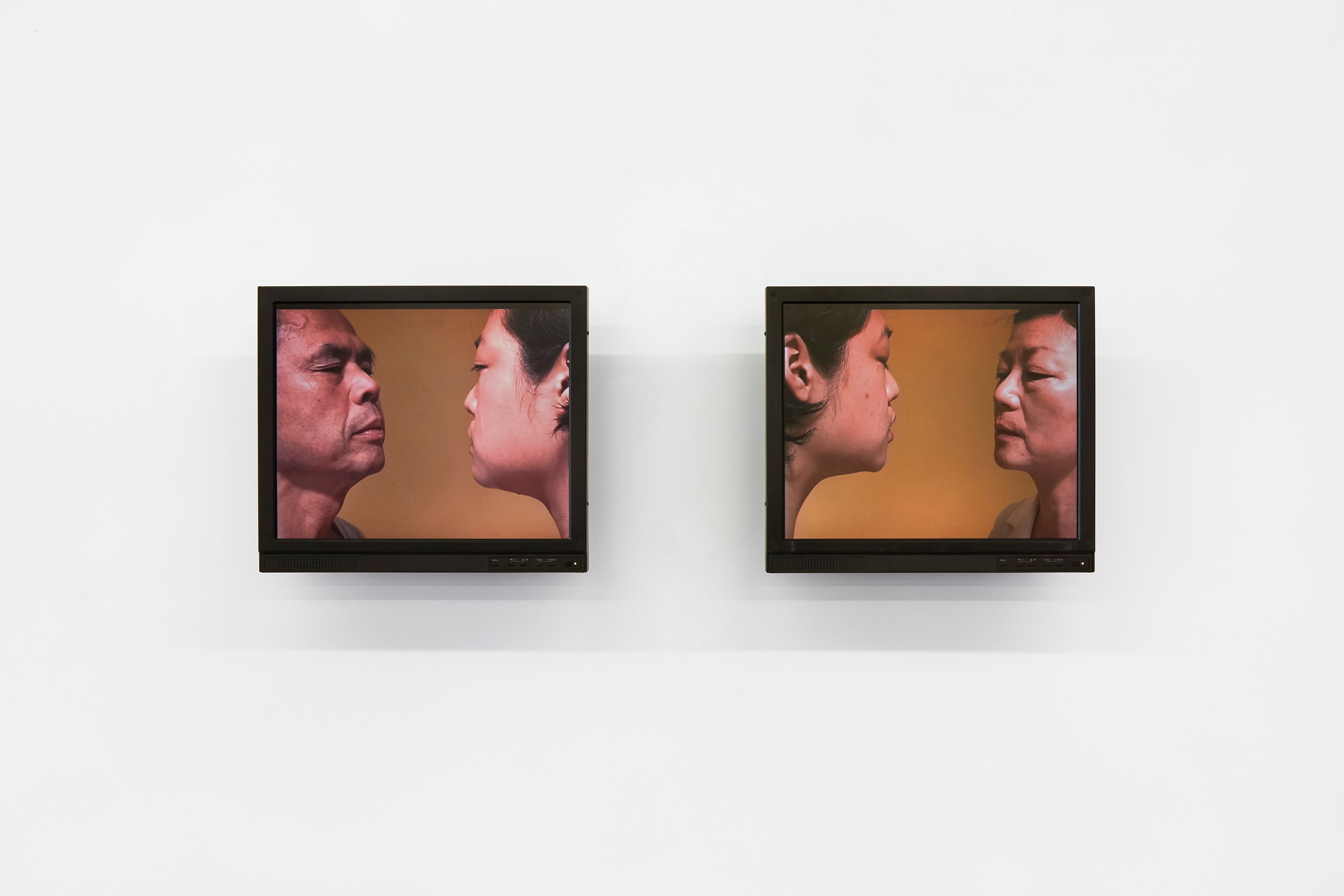 Patty Chang's In Love (2001) Courtesy of VO Curations and the artist