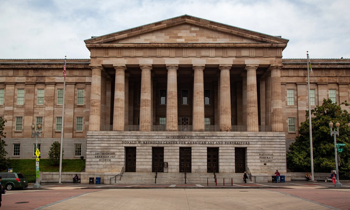 Smithsonian under fire from Trump, Frieze Seoul, Dara Birnbaum and Quantum-podcast