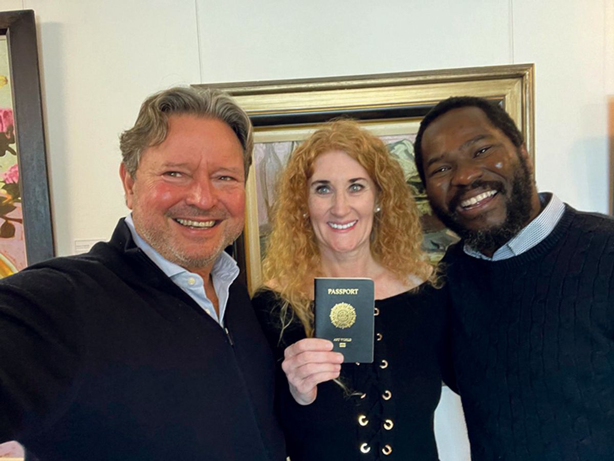 No show: Richard Mudariki (at right, with collectors Frank Kilbourn and Marysia Avis) was not able to travel to Switzerland Courtesy of Richard Mudariki