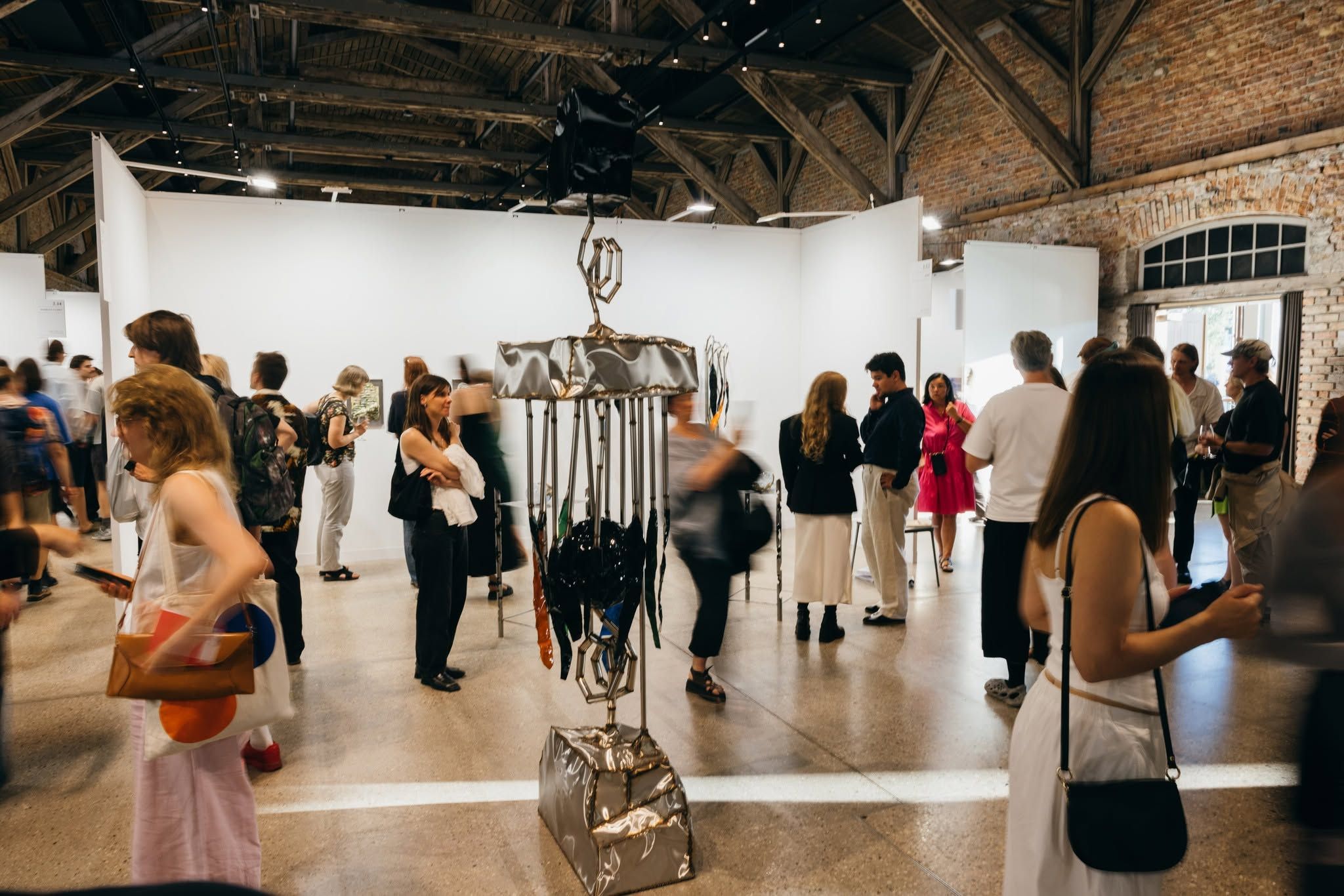 Visitors to the second edition of Riga Contemporary

© kim_cac