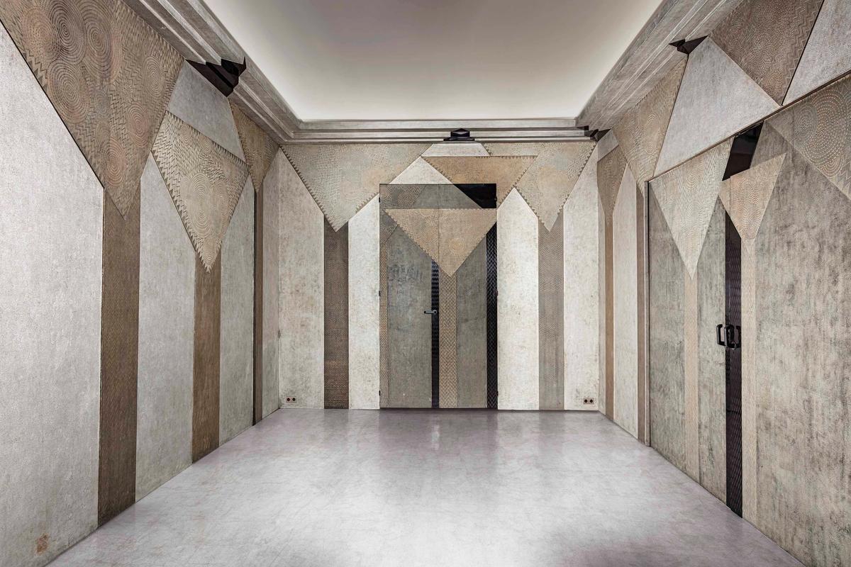 Les Palmiers smoking room Courtesy of Phillips